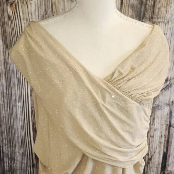 Candalite Sparkle Evening Gown - Picture 2 of 5